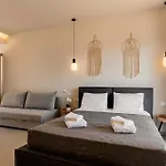 Stella 3*