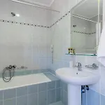 Stella 公寓式酒店 Pefki