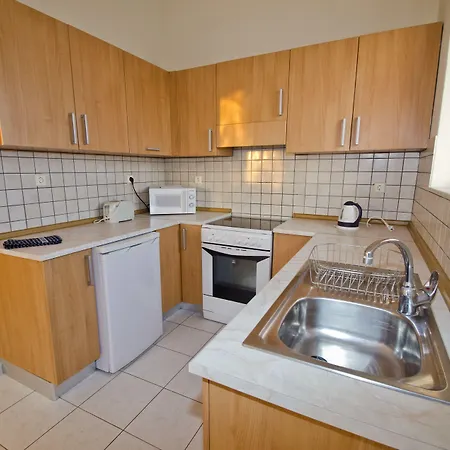 Stella Aparthotel 3*