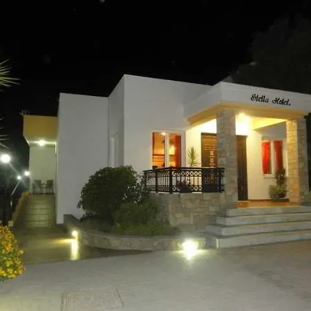 Stella Hotel apartamentowy Pefki
