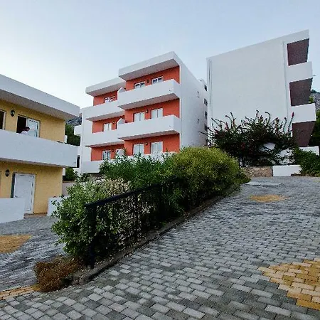 Stella Aparthotel 3*