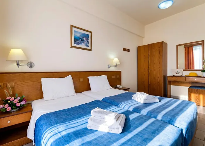 Aparthotel Stella 3*