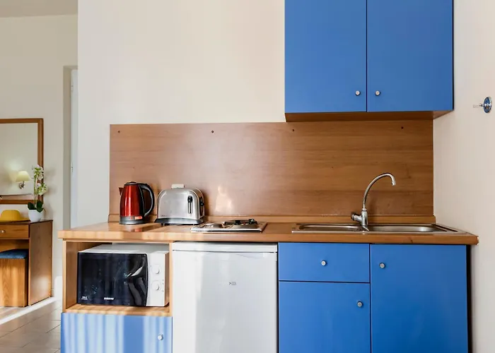 Aparthotel Stella 3*