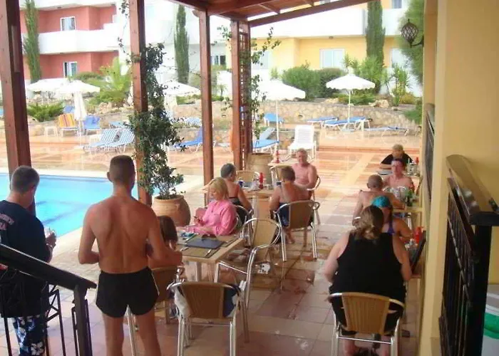 Apart Otel Stella Pefki