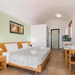 Stella Apart-hotel Pefki