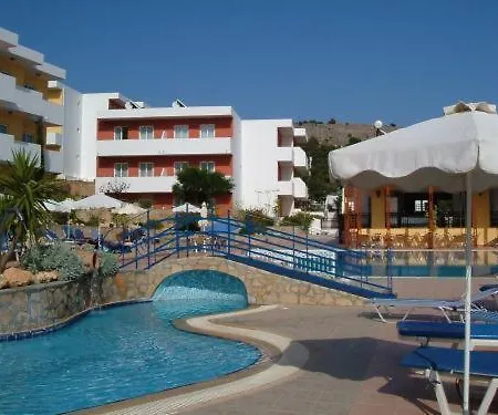 Stella Aparthotel 3*
