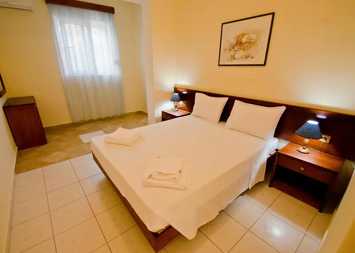 Stella Apartmanhotel Pefki